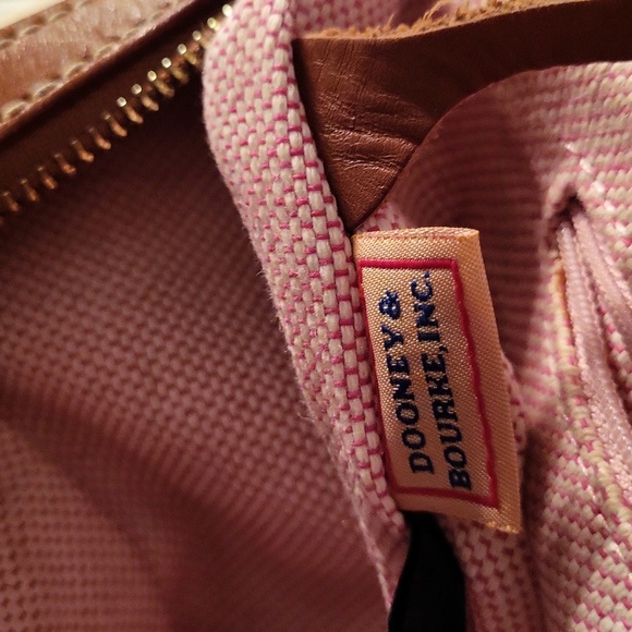 Dooney & Bourke Vintage Croc-Embossed Leather Shoulder Bag, 12×9×5.5 - Picture 14 of 15